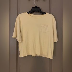 ⭐️BUNDLE⭐️ of 2 Crop Tops Size M